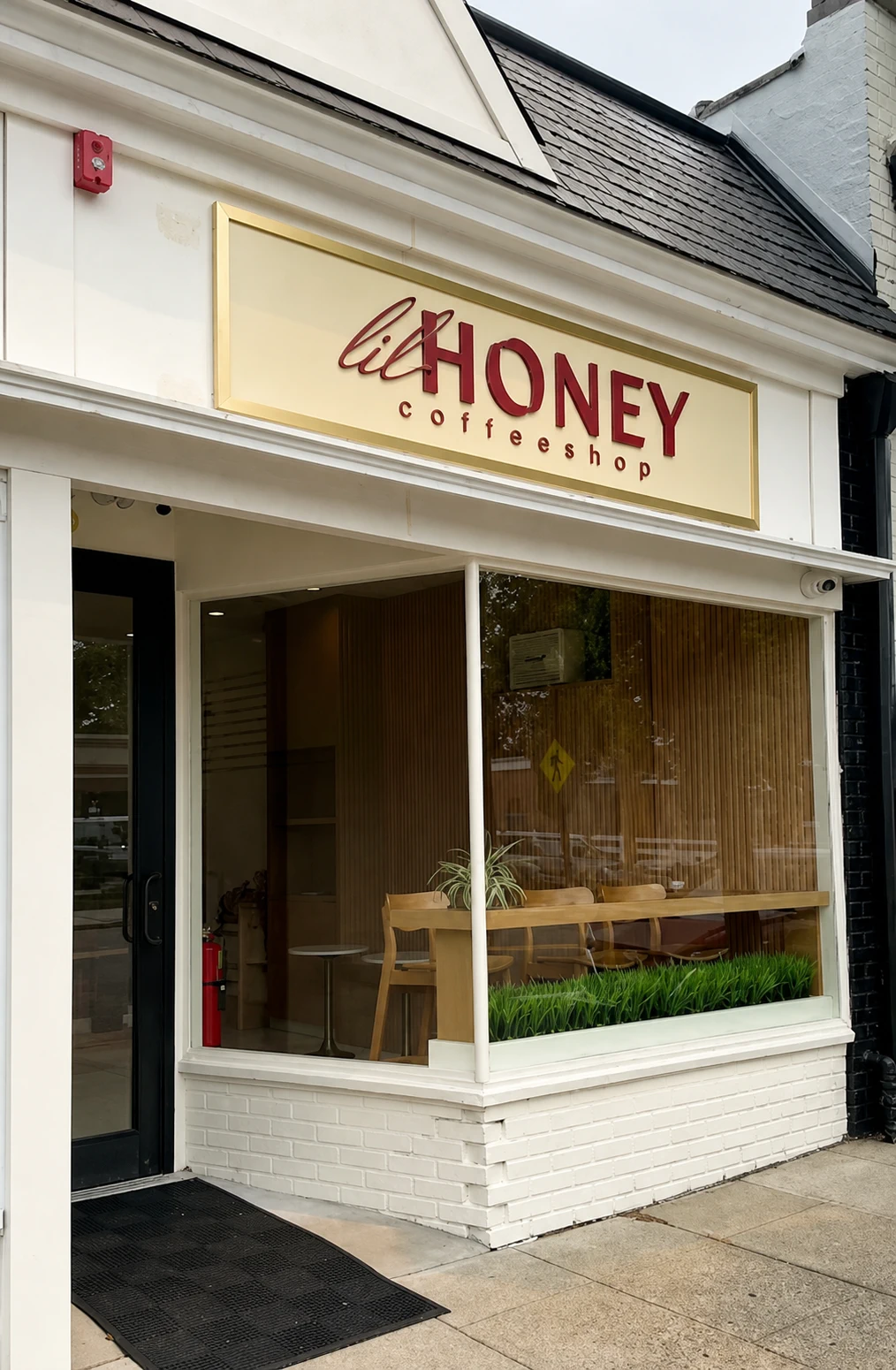 Lil Honey Coffeeshop storefront at 35 Godwin Avenue